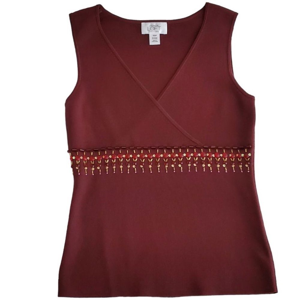 Ann Taylor Loft Embellished Sleeveless Surplice V-neck Top | NWOT | XSP | Maroon - Picture 5 of 8